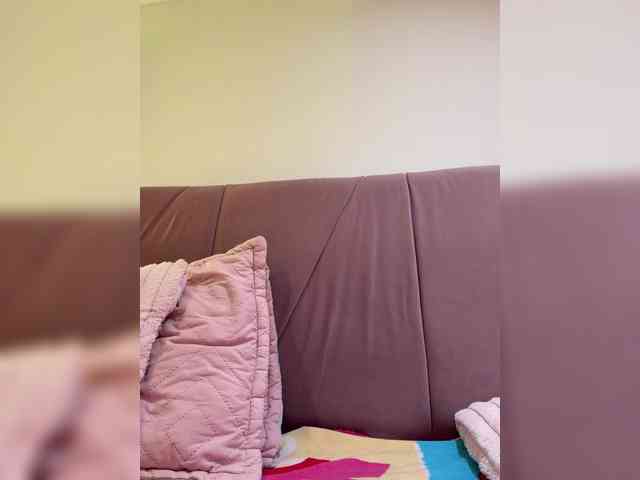 AprilRosse webcam