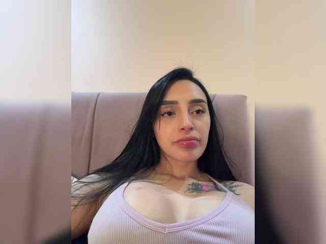 AprilRosse webcam