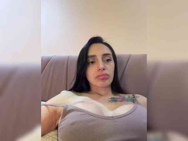 AprilRosse webcam