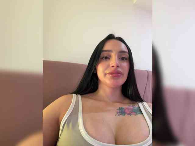 AprilRosse webcam