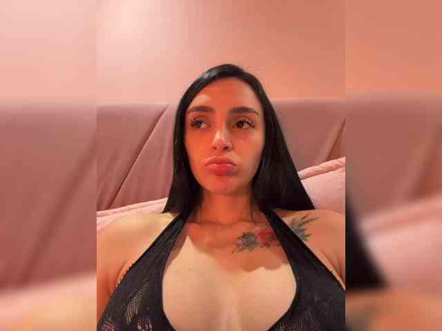 AprilRosse webcam