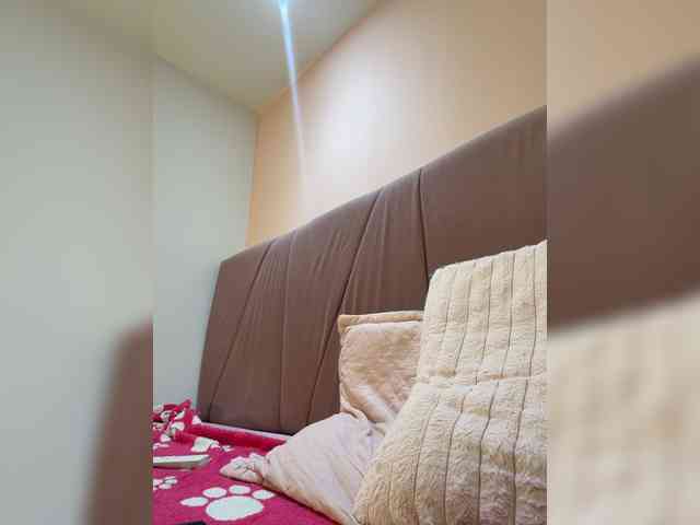 AprilRosse webcam