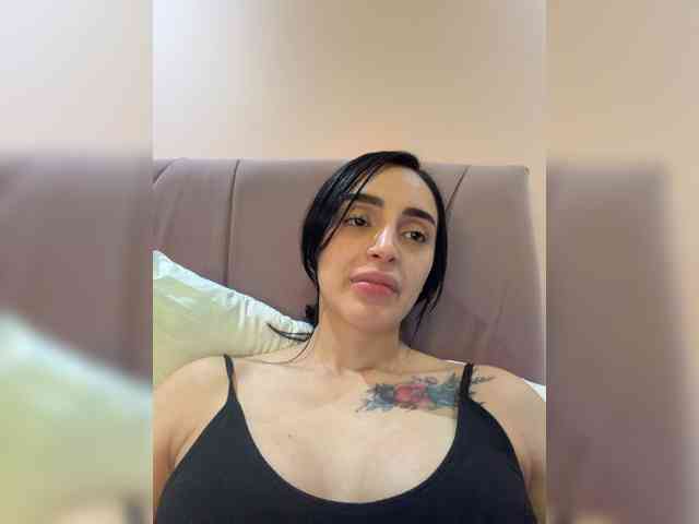 AprilRosse webcam