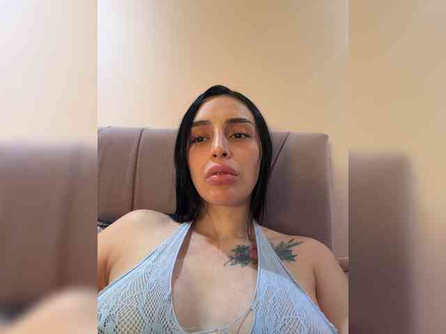 AprilRosse webcam