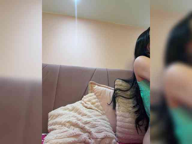 AprilRosse webcam
