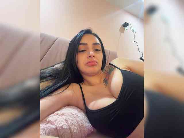 AprilRosse webcam