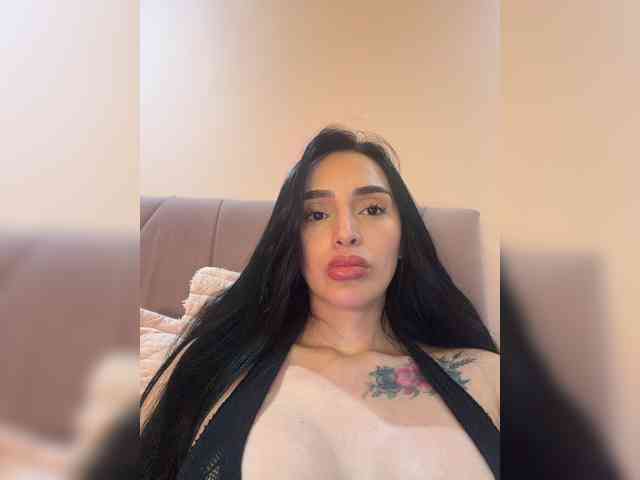 AprilRosse webcam