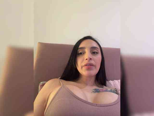 AprilRosse webcam
