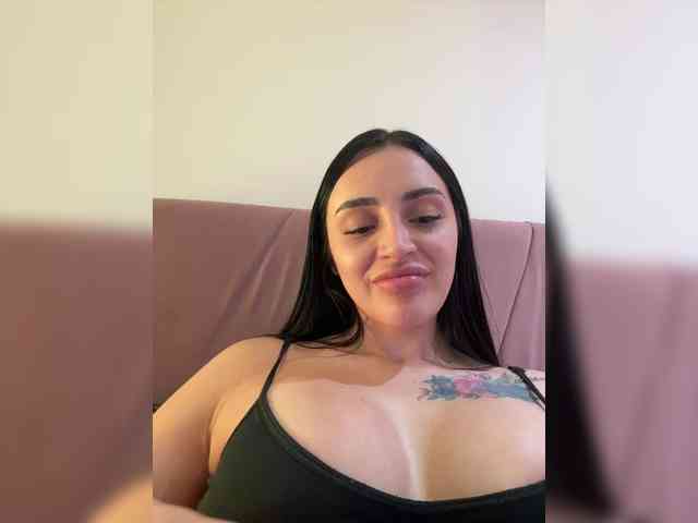 AprilRosse webcam