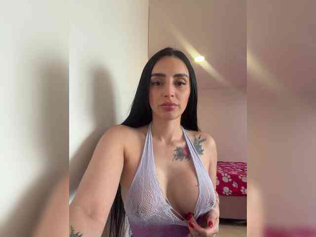 AprilRosse webcam