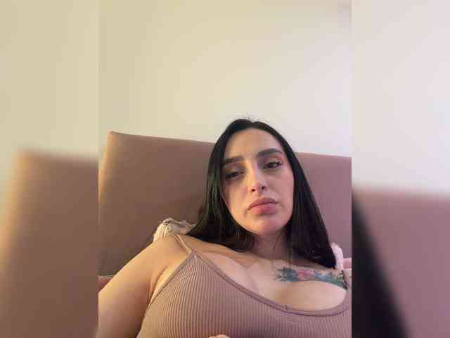 AprilRosse webcam