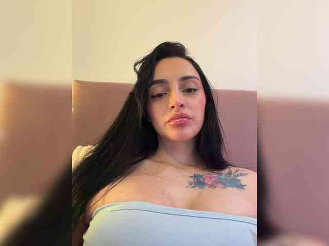AprilRosse webcam