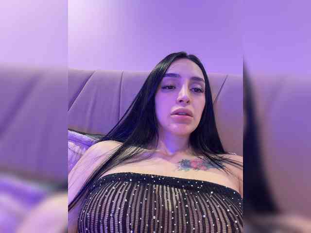 AprilRosse webcam