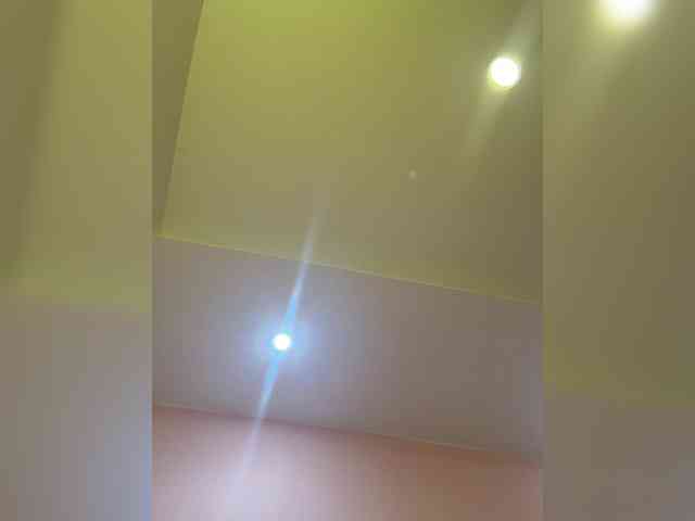 AprilRosse webcam