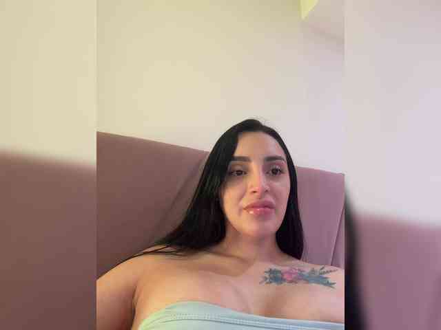 AprilRosse webcam