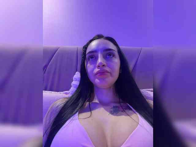 AprilRosse webcam