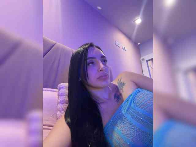 AprilRosse webcam