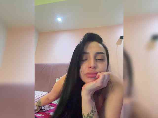AprilRosse webcam
