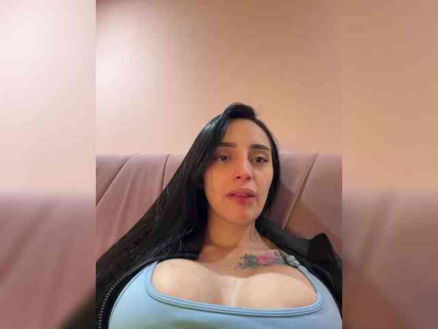 AprilRosse webcam