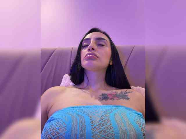 AprilRosse webcam