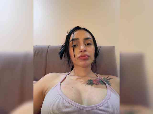 AprilRosse webcam