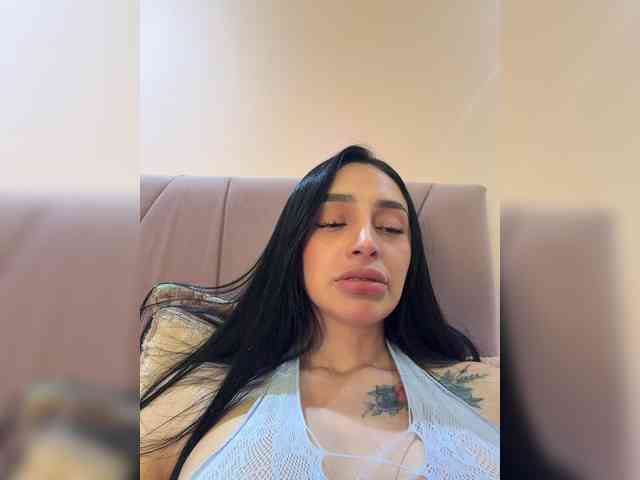 AprilRosse webcam