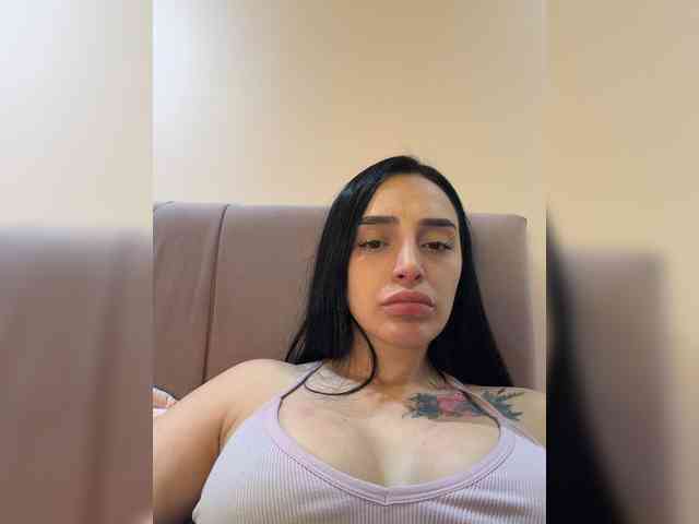 AprilRosse webcam