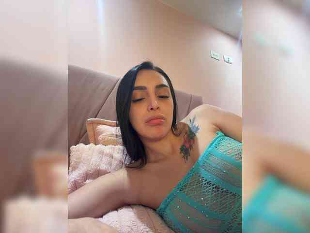 AprilRosse webcam