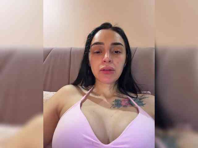 AprilRosse webcam