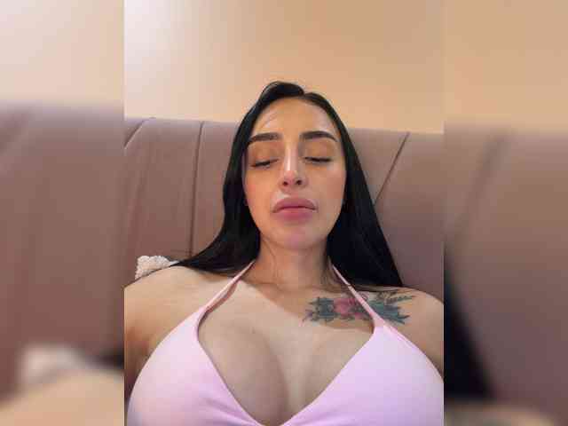 AprilRosse webcam