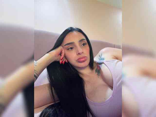 AprilRosse webcam