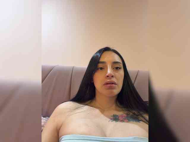 AprilRosse webcam