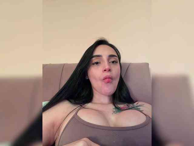 AprilRosse webcam