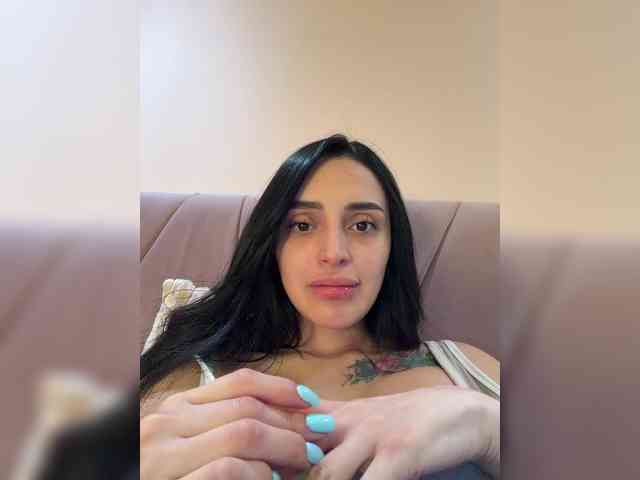 AprilRosse webcam