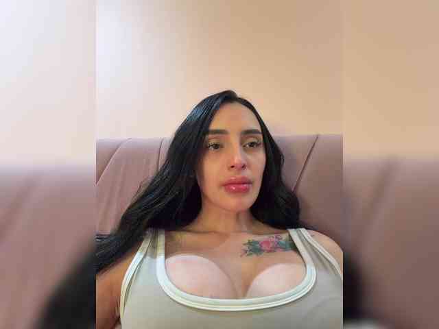 AprilRosse webcam