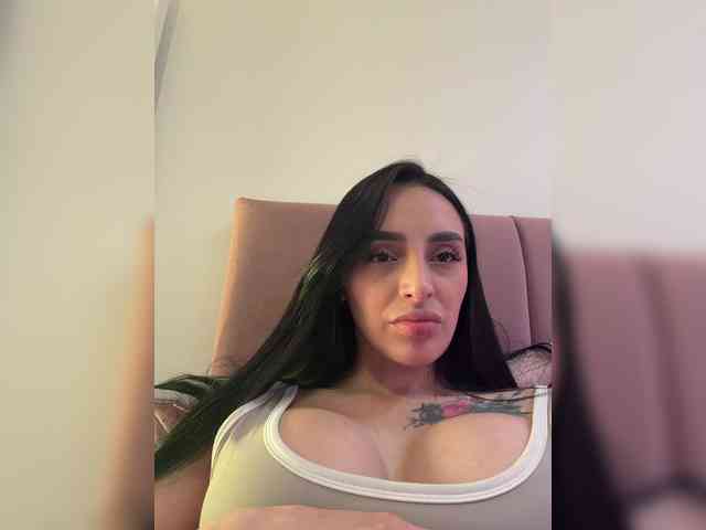 AprilRosse webcam