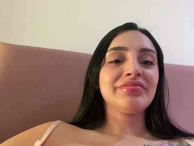 AprilRosse webcam