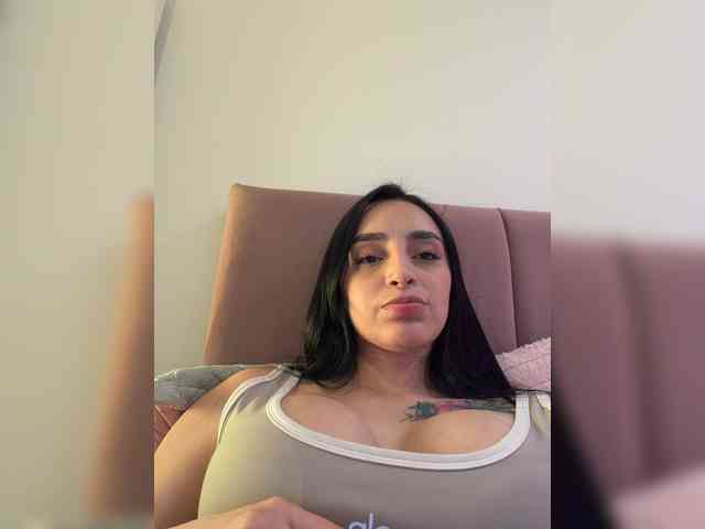 AprilRosse webcam