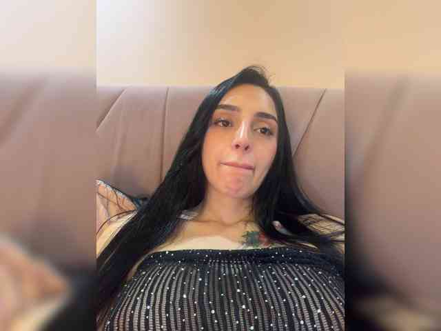 AprilRosse webcam