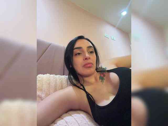 AprilRosse webcam