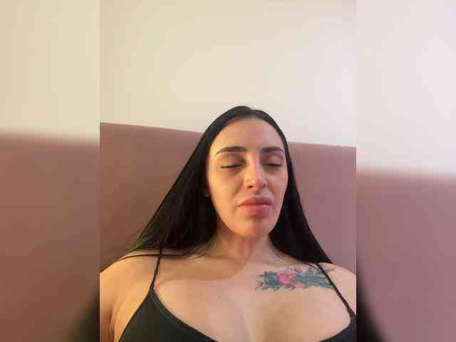 AprilRosse webcam