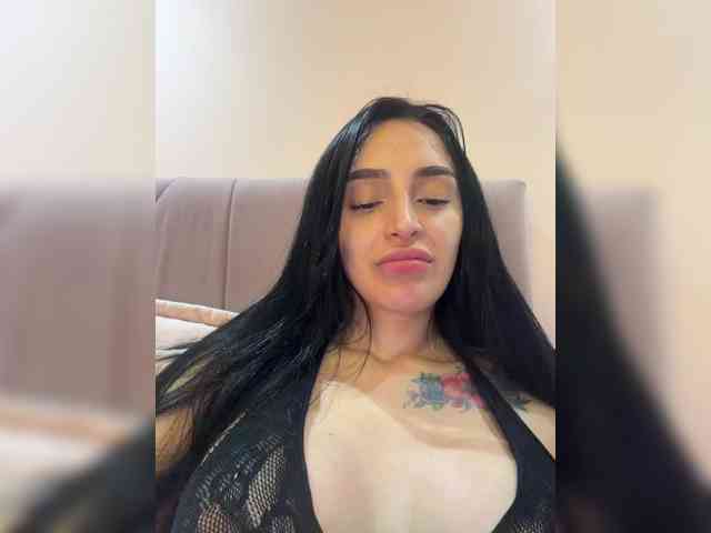 AprilRosse webcam
