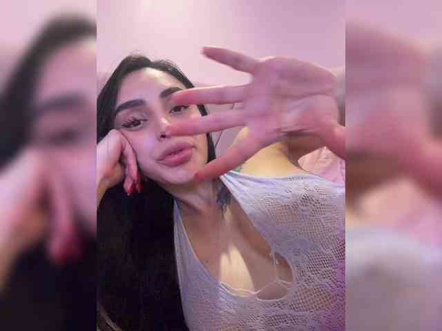 AprilRosse webcam