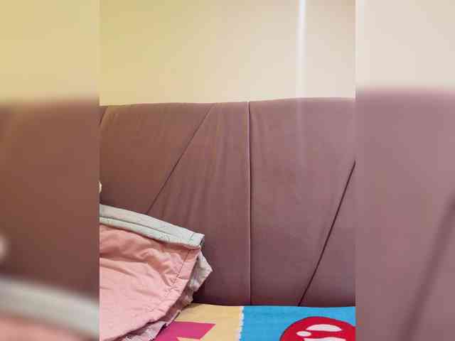 AprilRosse webcam