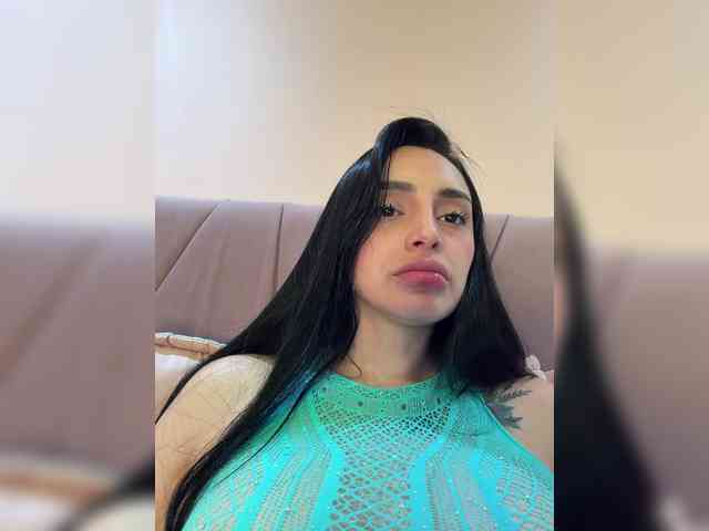 AprilRosse webcam