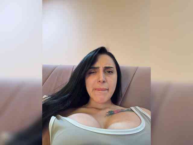 AprilRosse webcam