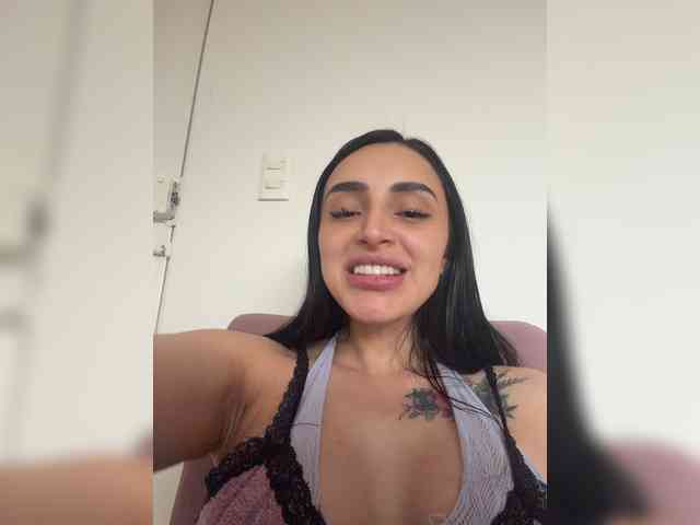AprilRosse webcam