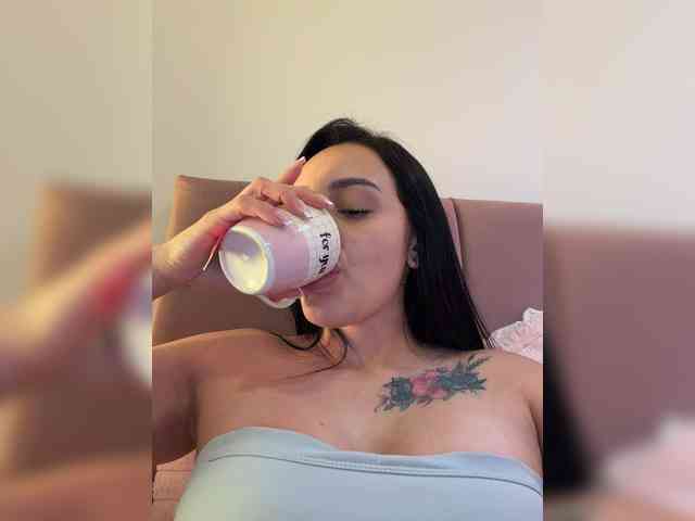 AprilRosse webcam