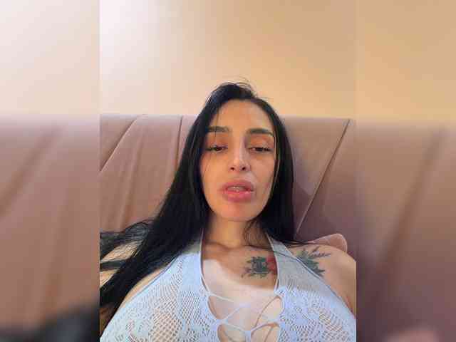 AprilRosse webcam