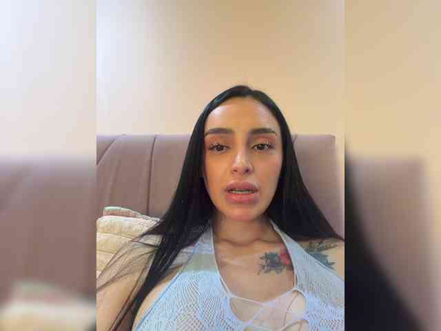 AprilRosse webcam